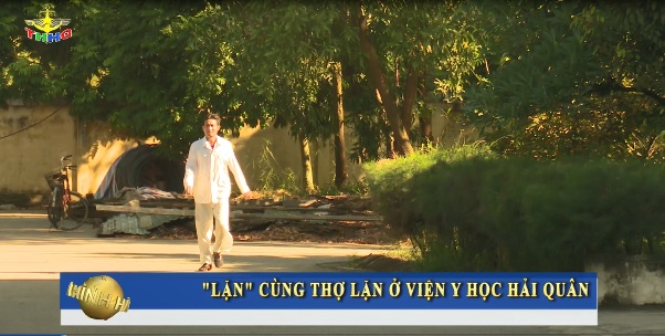 "Lặn" cùng thợ lặn ở Viện Y học Hải quân